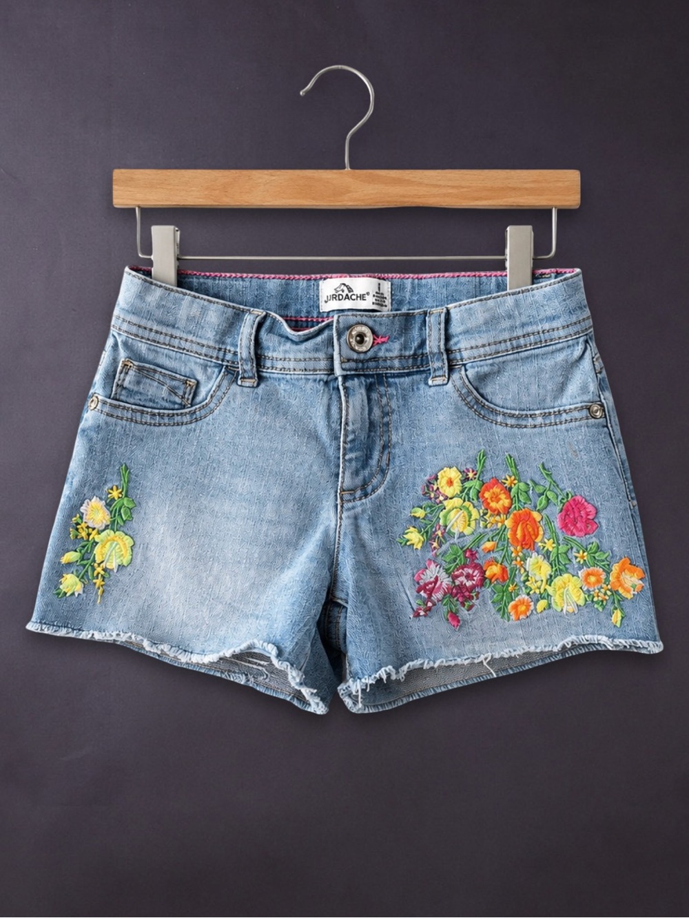 Girls Jordache Floral Embroidered Denim Shorts Size 8 Light Wash Cutoff Shorts